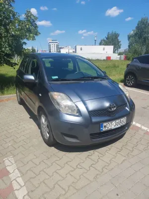 Toyota Yaris II 1.33 Luna 2009