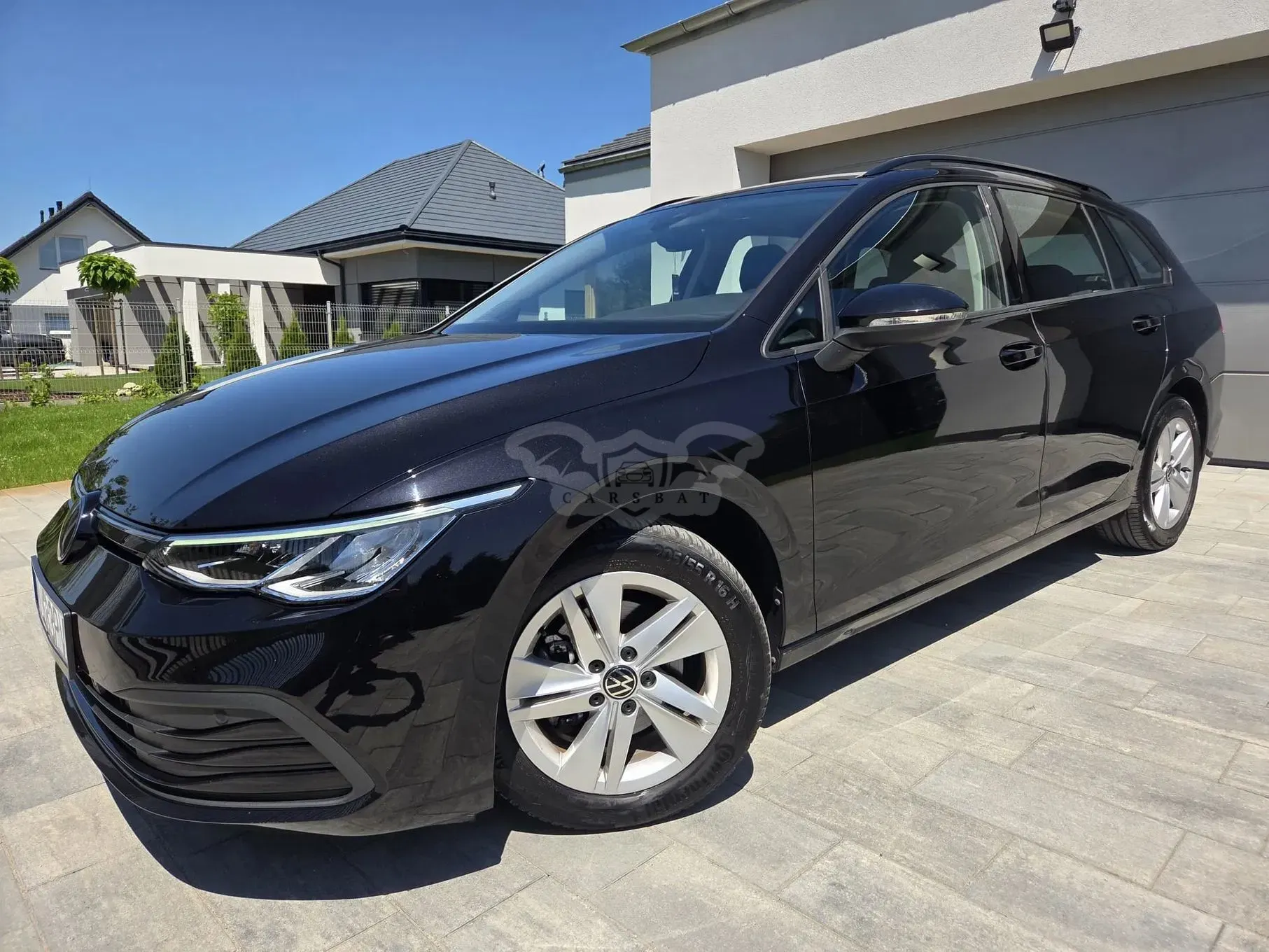 Volkswagen Golf VIII 1.0 eTSI OPF DSG Life 2021
