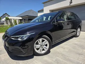 Volkswagen Golf VIII 1.0 eTSI OPF DSG Life 2021