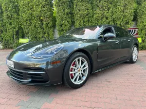 Porsche Panamera 4 2017