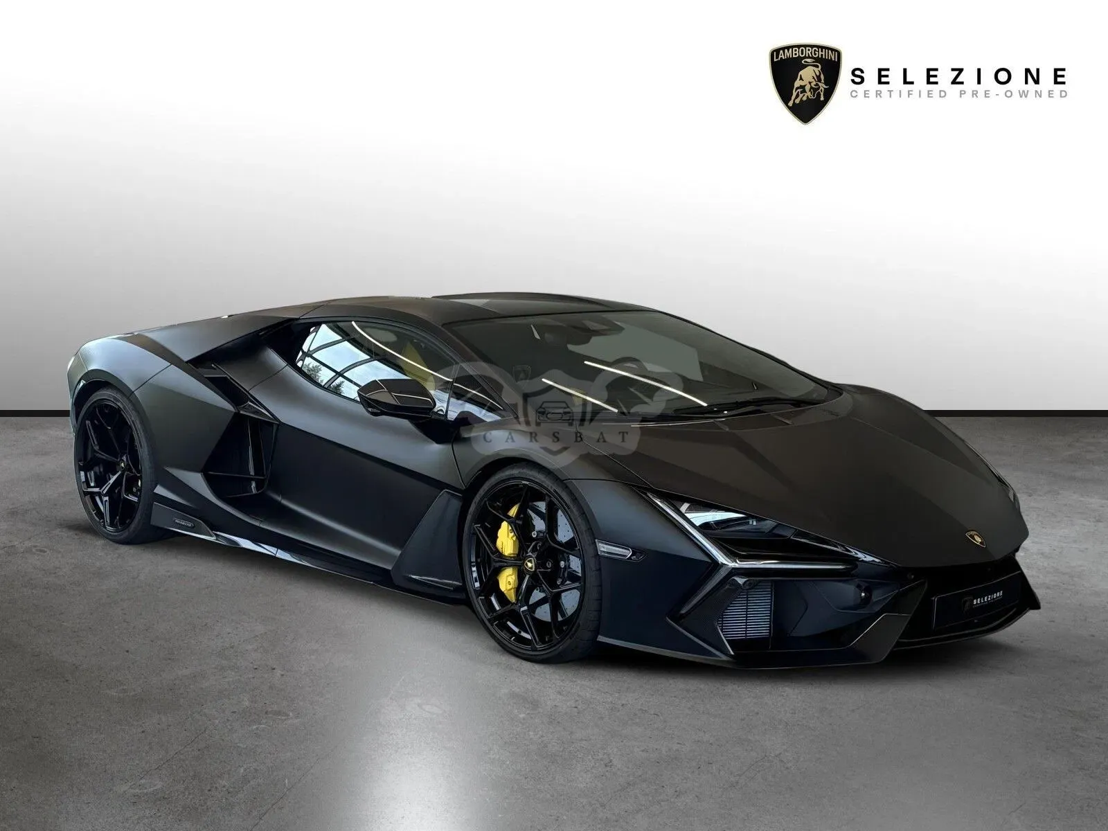 Lamborghini Revuelto 2024