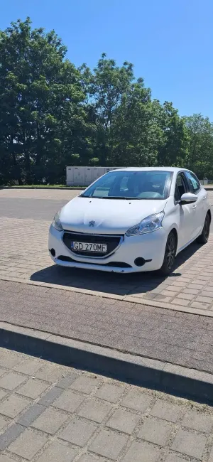 Peugeot 208 I 1.4 HDi Active 2012