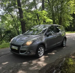 Renault Scenic III 1.6 16V Tech Run 2010
