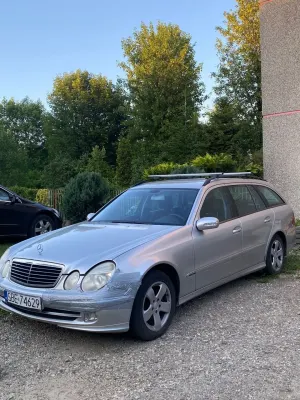 Mercedes-Benz E W211 220 CDI T Avantgarde 2003