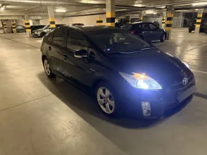 Toyota Prius III 1.5 VVT-i Prestige 2011