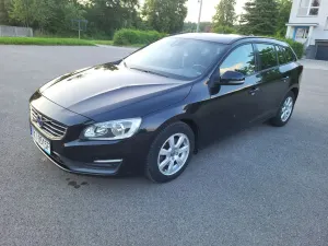 Volvo V60 I (2011-2018) D3 Momentum 2013