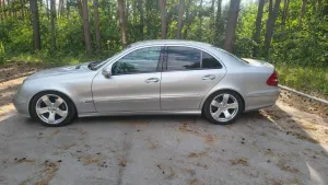 Mercedes-Benz E W211 320 CDI Avantgarde 2005