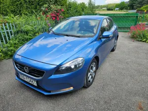 Volvo V40 II D2 2015