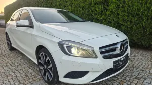 Mercedes-Benz A W176 180 (BlueEFFICIENCY) Urban 2013
