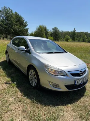 Opel Astra J 1.7 CDTI EU5 2011