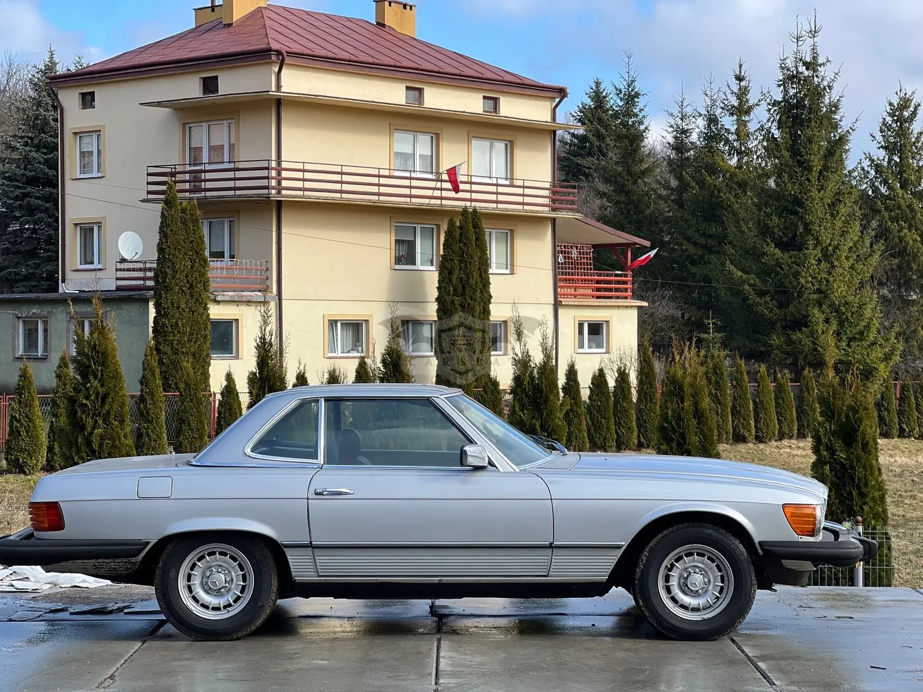 Mercedes-Benz SL R107 1980
