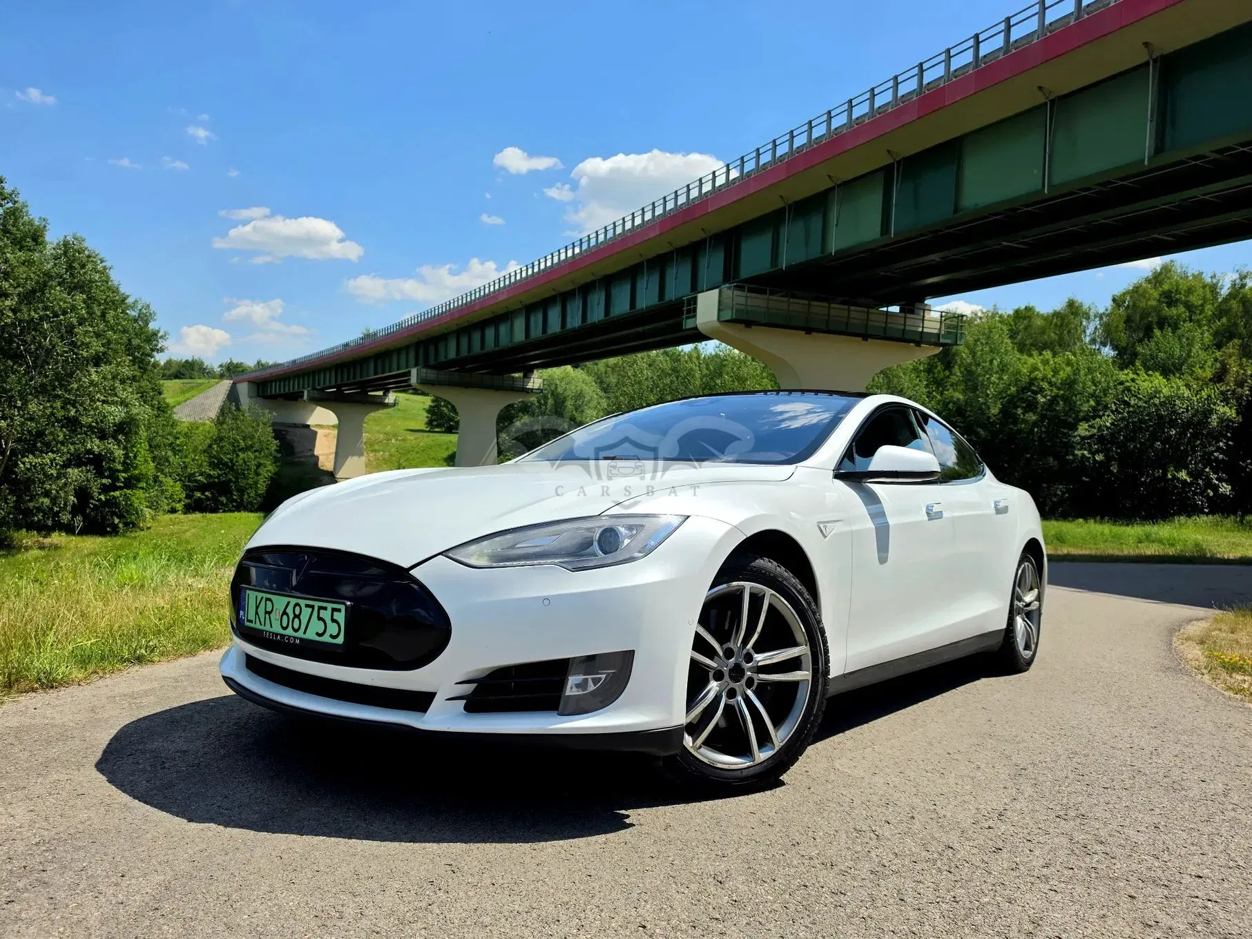 Tesla Model S 2015