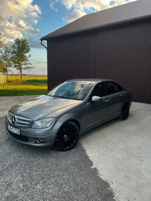 Mercedes-Benz C W204 200 CDI DPF BlueEFFICIENCY 2009