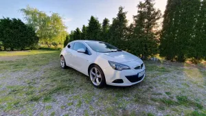Opel Astra J 1.7 CDTI Enjoy S&S 2012