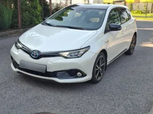 Toyota Auris II (2012-) Hybrid 135 Selection 2018