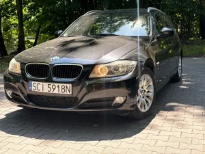 BMW 3 Series E90/E91/E92/E93 (2005-2012) ver-320d-xdrive 2012