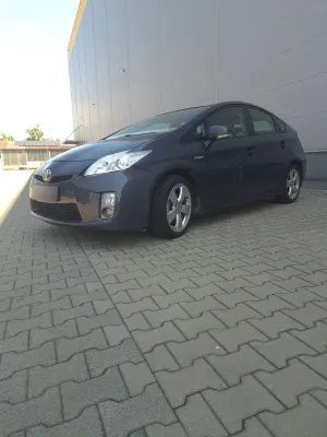 Toyota Prius III (2009-2015) 1.5 VVT-i Prestige 2010