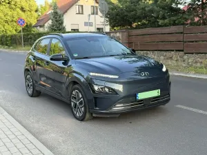 Hyundai Kona II (2023-) 49kWh Executive Plus 2021