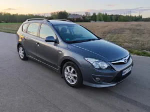 Hyundai i30 I (2007-2012) 1.6 CRDi Blue Classic 2011