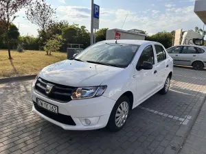 Dacia Logan II (2012-2020) 1.2 16V Laureate BL 2013