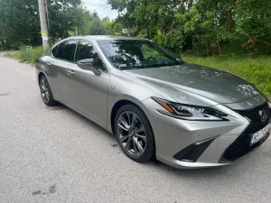 Lexus ES 300h F Sport 2020