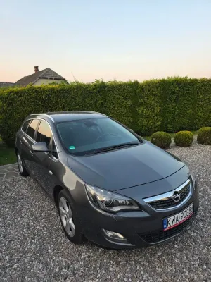 Opel Astra J (2009-2019) 1.4 T Cosmo 2010