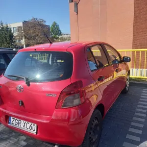 Toyota Yaris II (2005-2011) 1.0 Terra 2008