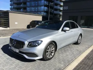 Mercedes-Benz E W213 (2016-2023) 220 d 9G-TRONIC Avantgarde 2019