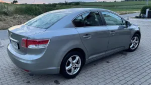 Toyota Avensis III (2009-) 1.8 Luna 2010