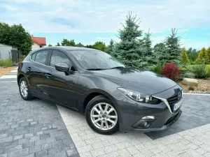 Mazda 3 III (2013-) SKYACTIV-G 120 Center-Line 2015