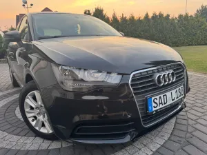 Audi A1 8X (2010-2018) 1.2 TFSI Attraction 2013