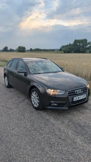 Audi A4 B8 (2007-2015) 2.0 TDI DPF Ambiente 2014