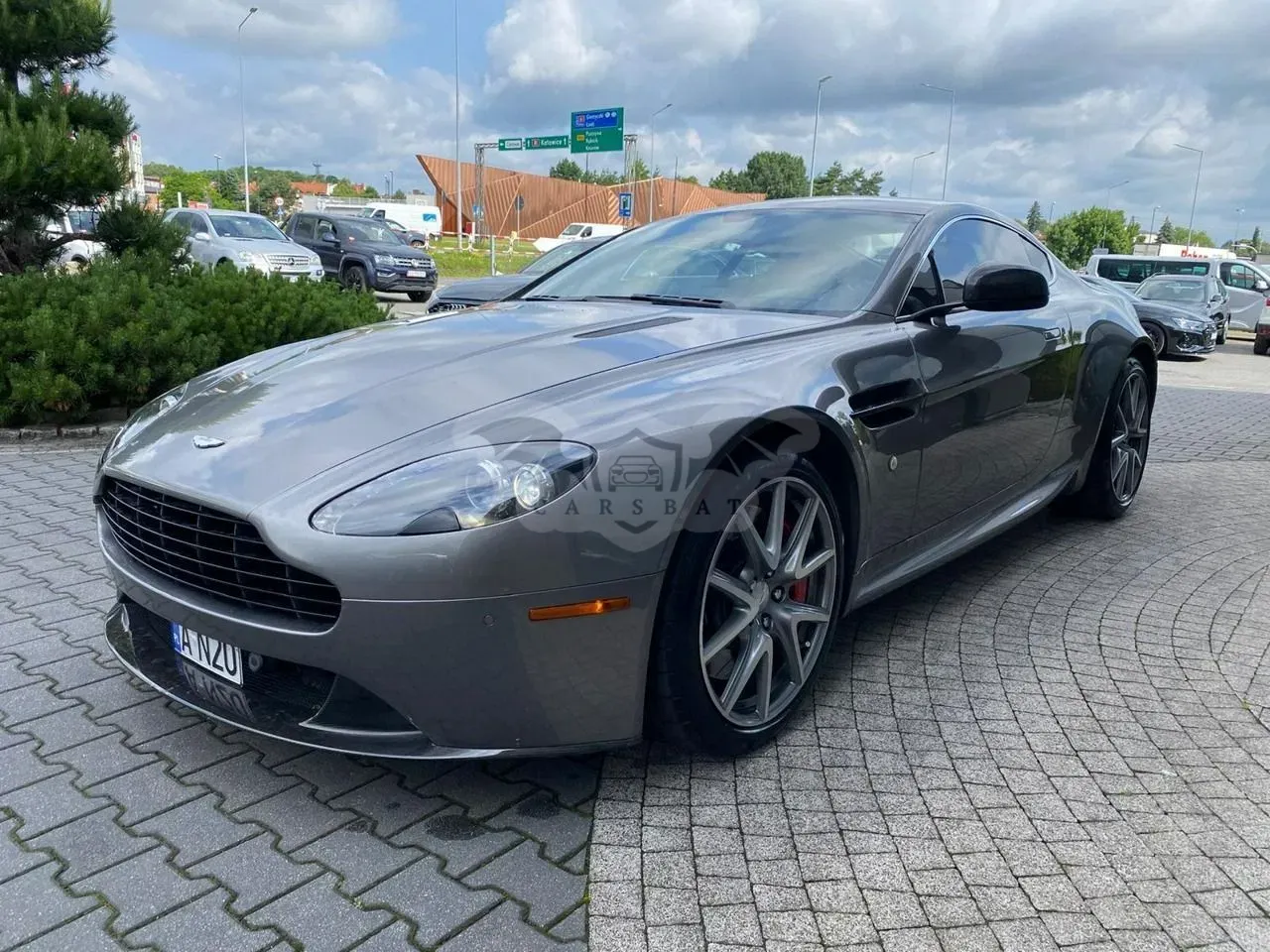 Aston Martin Vantage 2013
