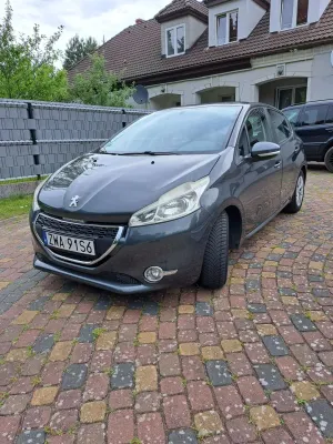 Peugeot 208 I (2012-2019) 1.4 VTi Allure 2014