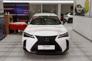 Lexus UX 250h GPF F Sport Design 2WD 2023
