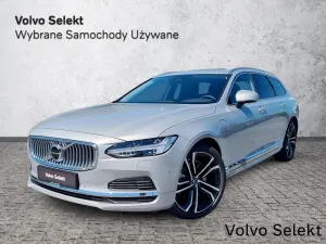 Volvo V90 2025
