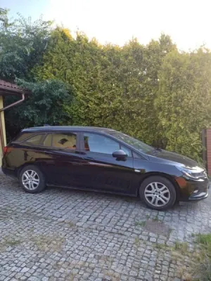 Opel Astra K (2015-2021) 1.6 CDTI Dynamic 2017