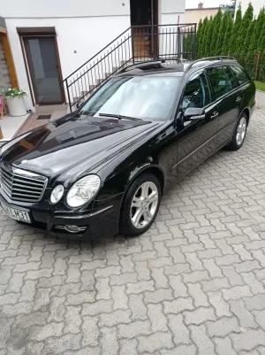 Mercedes-Benz E W211 (2002-2009) 220 CDI Automatik Avantgarde 2008