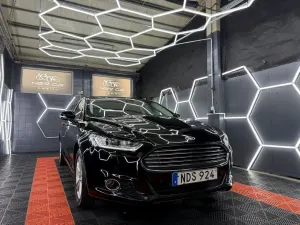Ford Mondeo Mk5 (2014-) 2.0 TDCi Titanium 4WD PowerShift 2018