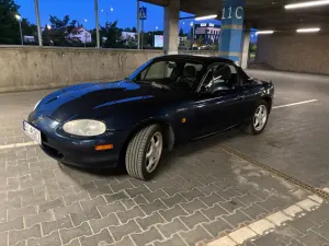 Mazda MX-5 (Miata) 1999