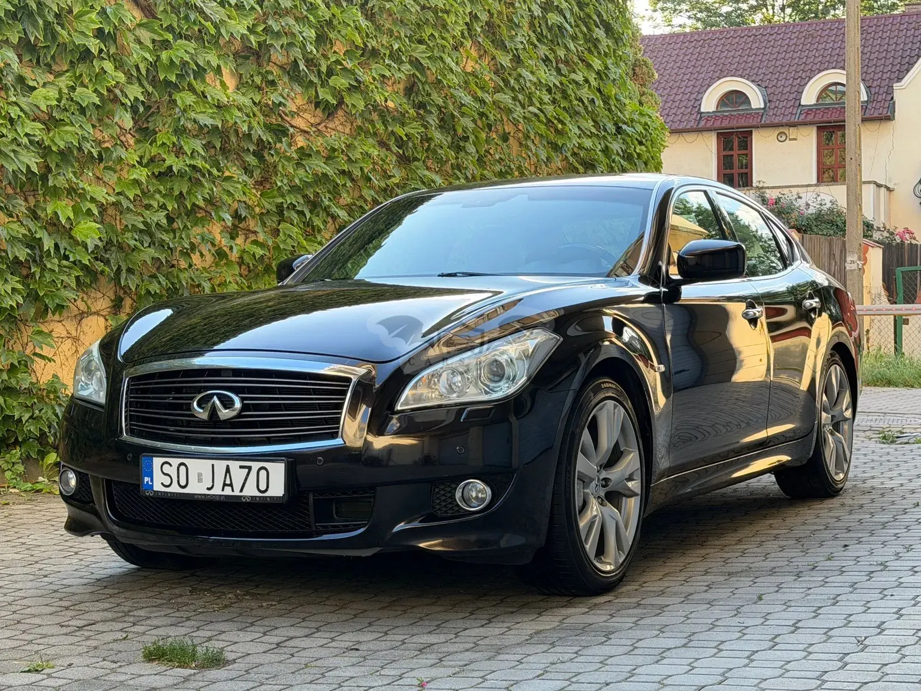 Infiniti M37 M37 S Premium 2011