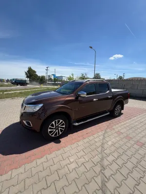 Nissan Navara 2.5 D Platinum Long EU5 2017