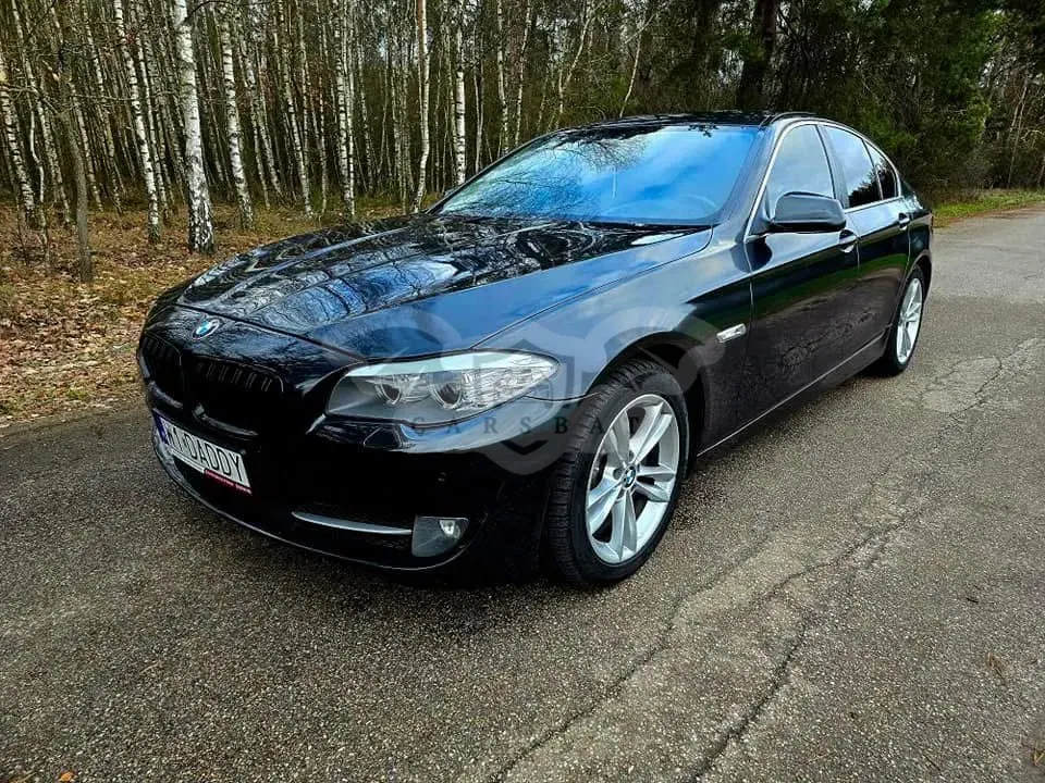 BMW 5 Series F10/F11 (2009-2017) 520d 2011
