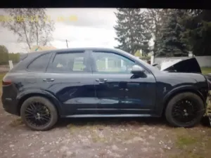 Porsche Cayenne II (2010-2017) Diesel Platinum Edition 2012