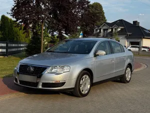 Volkswagen Passat B6 (2005-2010) 1.6 FSI Highline 2005