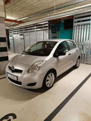 Toyota Yaris II (2005-2011) 1.33 Luna 2009