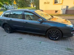 Renault Laguna III (2007-) ENERGY dCi 175 FAP Start & Stop Initiale 2013