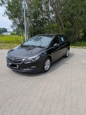 Opel Astra K (2015-2021) 1.4 T Enjoy 2017