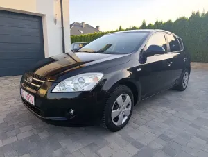 Kia Ceed I (2006-2012) 1.4 CVVT LX Basis 2009