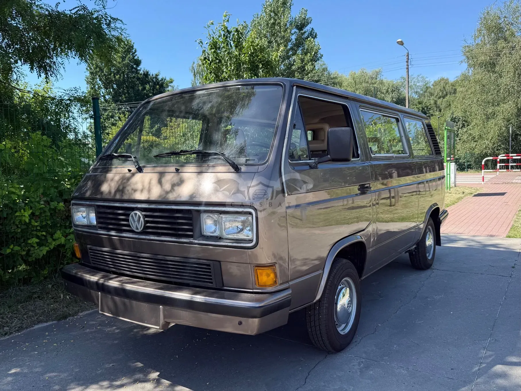 Volkswagen Transporter T3 Caravelle GL 255 592/Z24 1986
